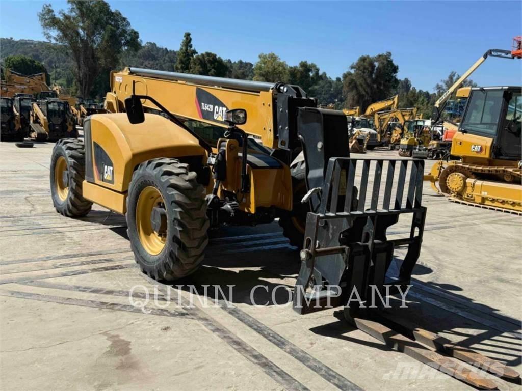 CAT TL642D Τηλεσκοπικοί ανυψωτές