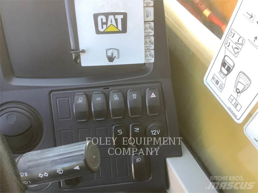CAT TL642DC Τηλεσκοπικοί ανυψωτές
