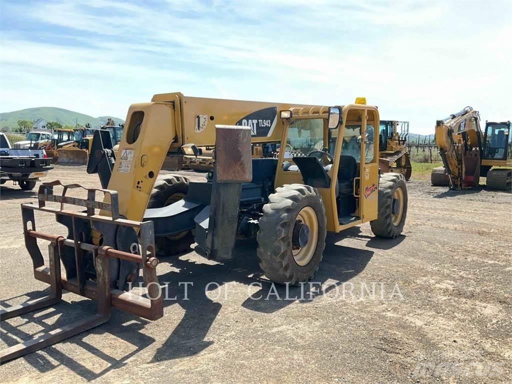 CAT TL943 Τηλεσκοπικοί ανυψωτές