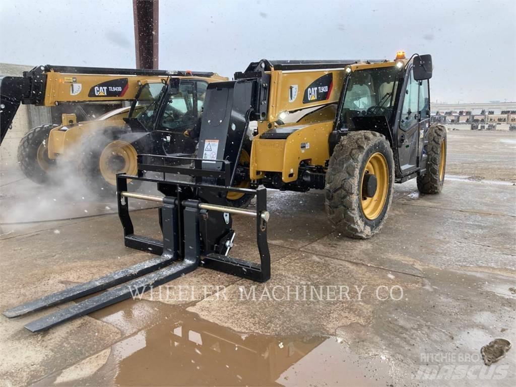 CAT TL943D CB Τηλεσκοπικοί ανυψωτές