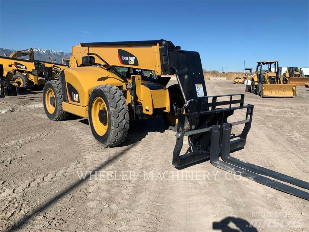 CAT TL943D CB Τηλεσκοπικοί ανυψωτές