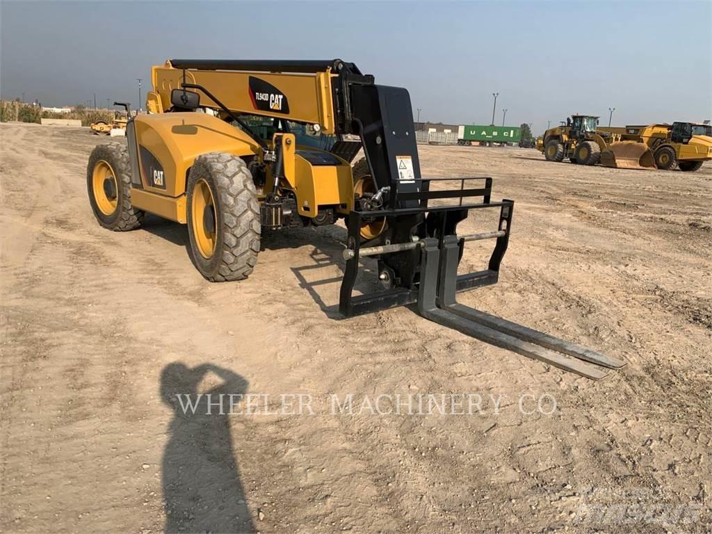 CAT TL943D CB Τηλεσκοπικοί ανυψωτές