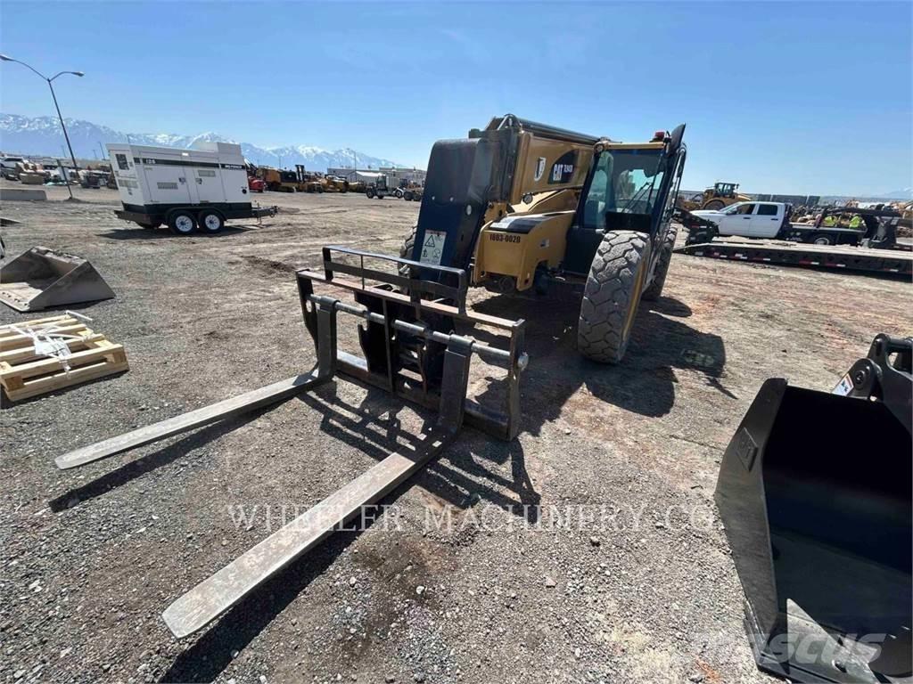 CAT TL943D CB Τηλεσκοπικοί ανυψωτές