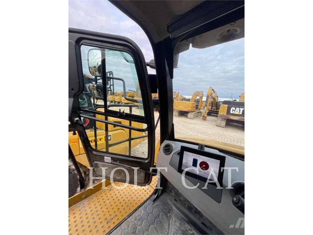 CAT W00 730 Βυτιοφόρα φορτηγά