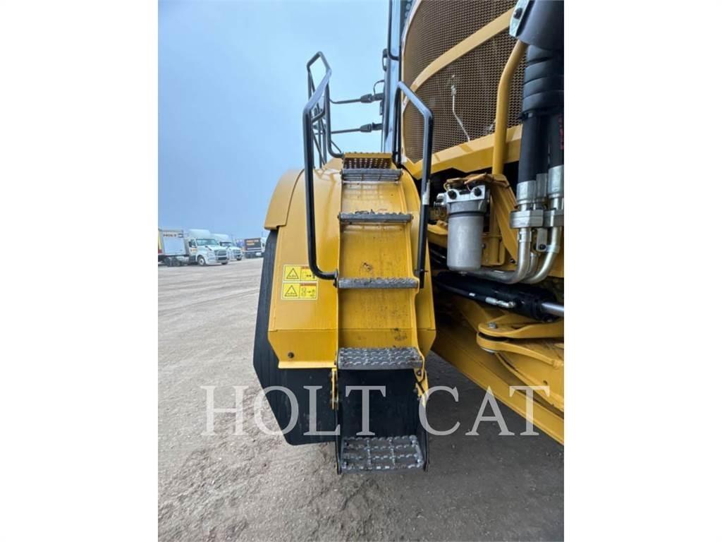 CAT W00 740GC Βυτιοφόρα φορτηγά