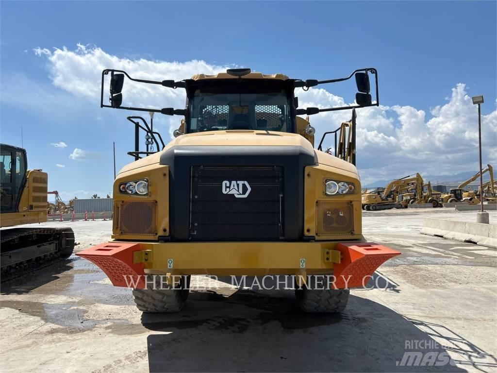 CAT WT 740 GC Βυτιοφόρα φορτηγά