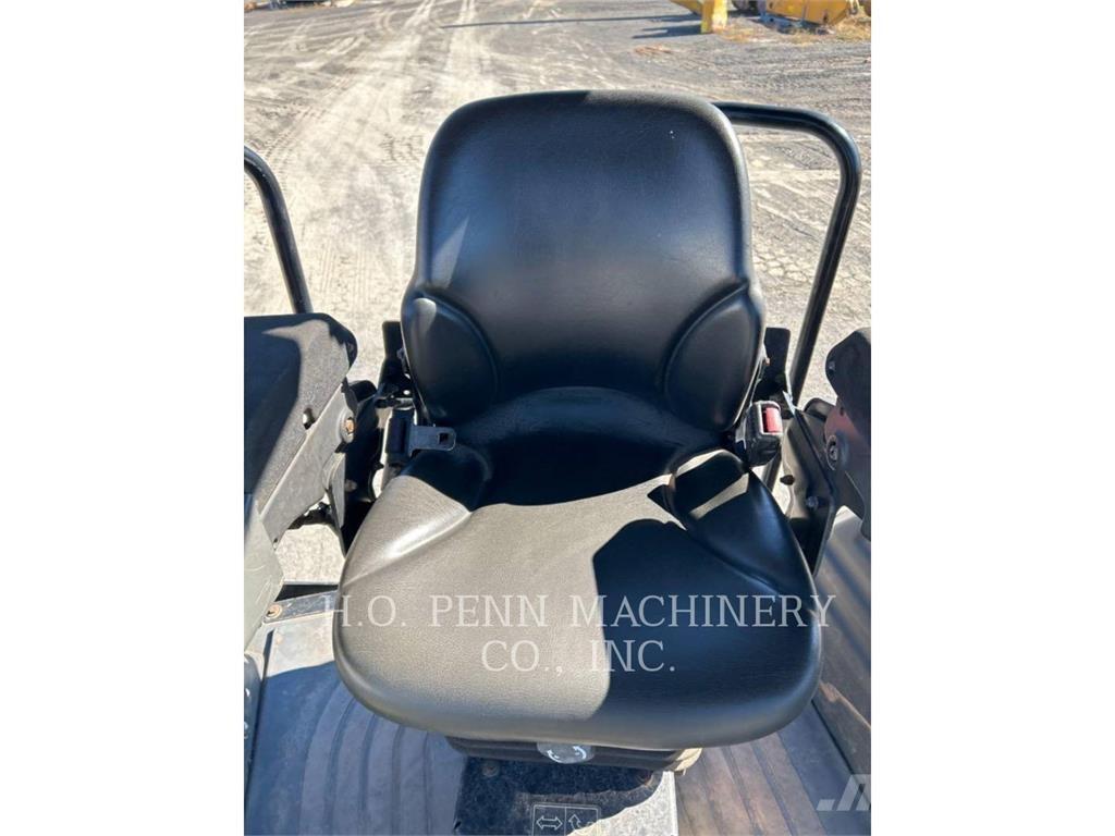  CB7 Κύλινδροι συμπίεσης εδάφους