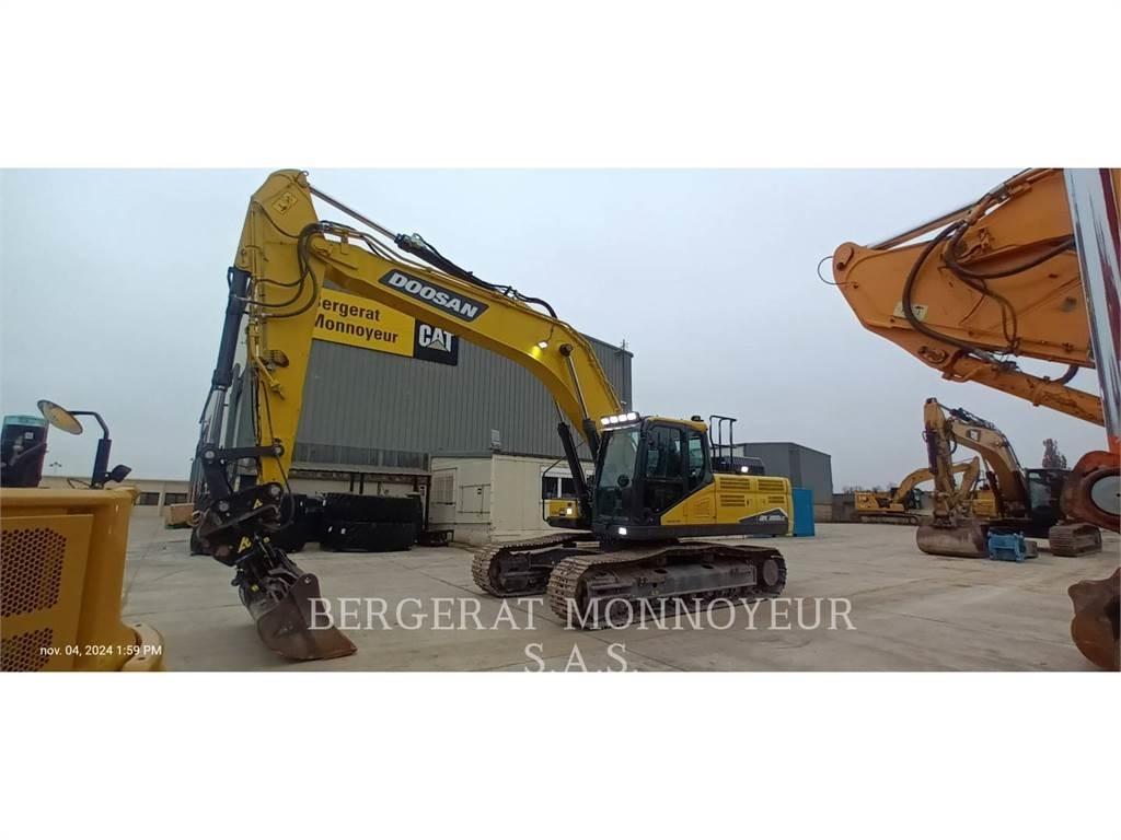 Doosan DX300 Εκσκαφείς με ερπύστριες