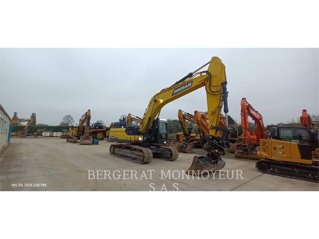 Doosan DX300 Εκσκαφείς με ερπύστριες