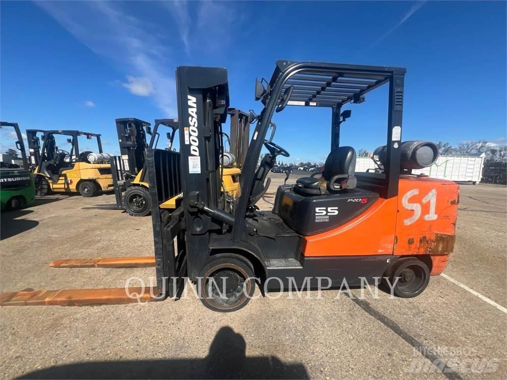 Doosan GC55C-5 Περονοφόρα ανυψωτικά κλαρκ - άλλα