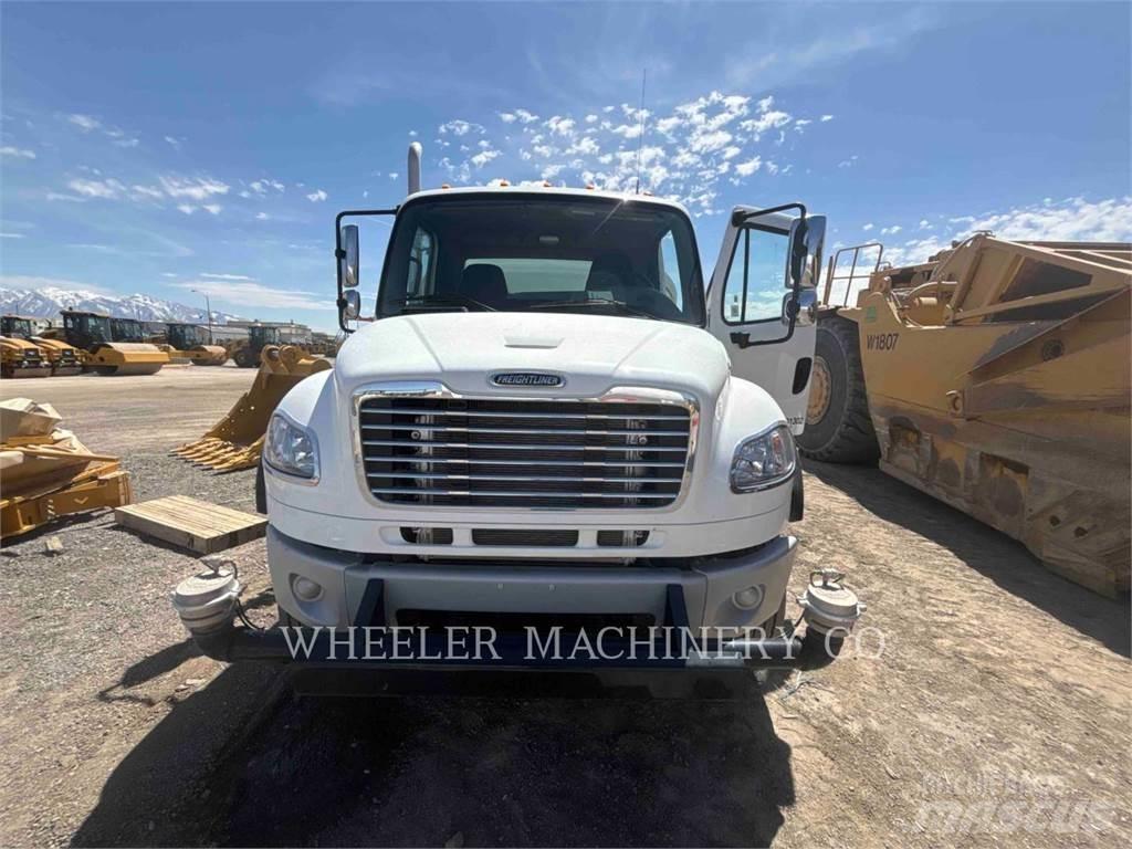 Freightliner WT4000 A Βυτιοφόρα φορτηγά