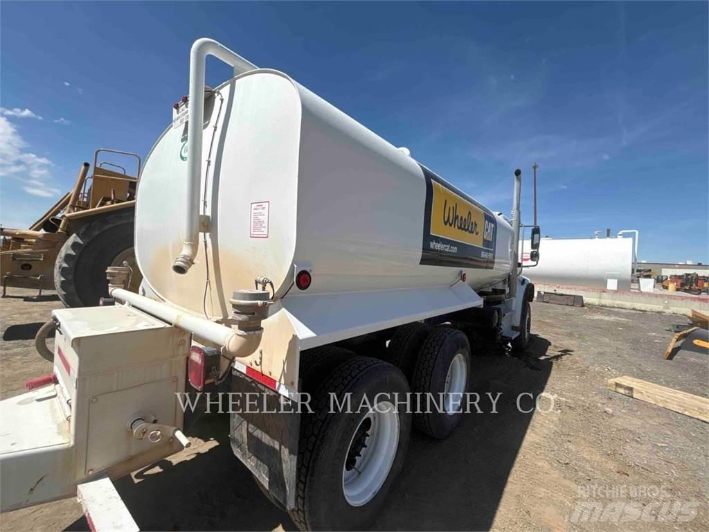 Freightliner WT4000 A Βυτιοφόρα φορτηγά