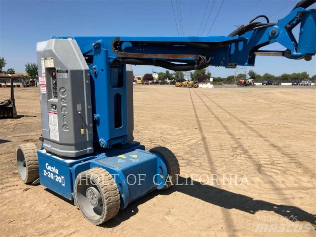 Genie BOOM Z30 Ανυψωτήρες με αρθρωτό βραχίονα