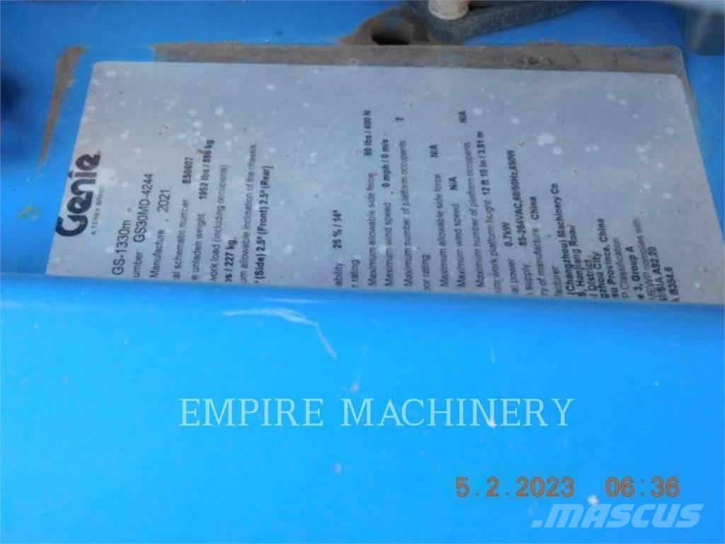 Genie GS1330 Ανυψωτήρες με αρθρωτό βραχίονα