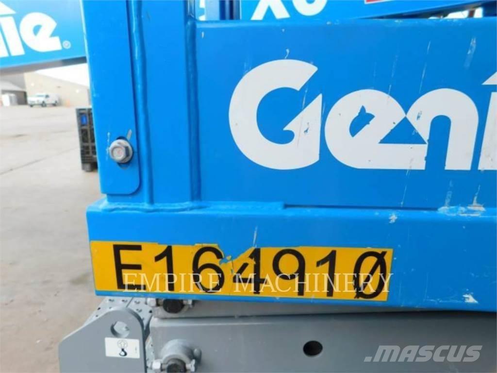 Genie GS1330 Ανυψωτήρες με αρθρωτό βραχίονα