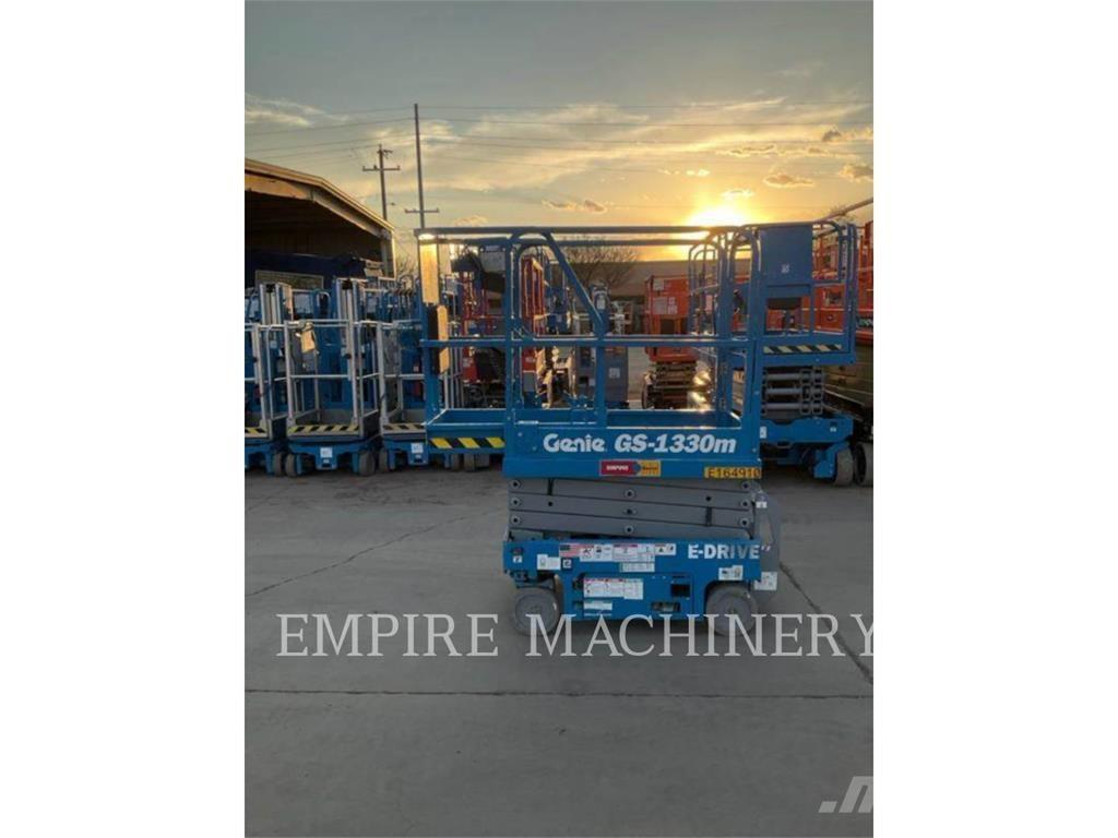 Genie GS1330 Ανυψωτήρες με αρθρωτό βραχίονα