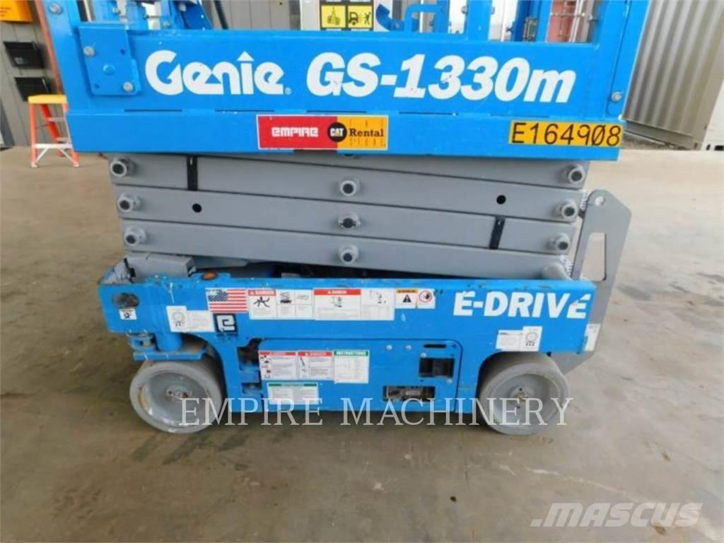 Genie GS1330 Ανυψωτήρες με αρθρωτό βραχίονα