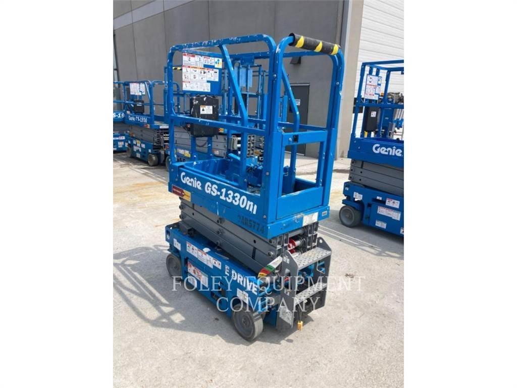 Genie GS1330 Ανυψωτήρες ψαλιδωτής άρθρωσης