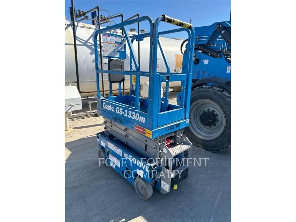 Genie GS1330 Ανυψωτήρες ψαλιδωτής άρθρωσης