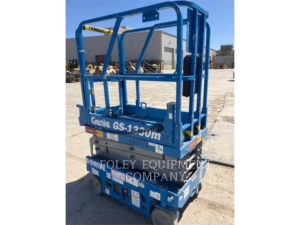 Genie GS1330 Ανυψωτήρες ψαλιδωτής άρθρωσης