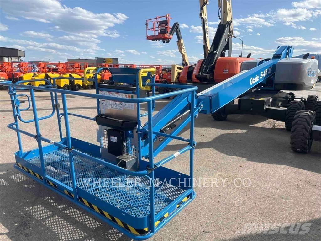 Genie S45XC Ανυψωτήρες με αρθρωτό βραχίονα