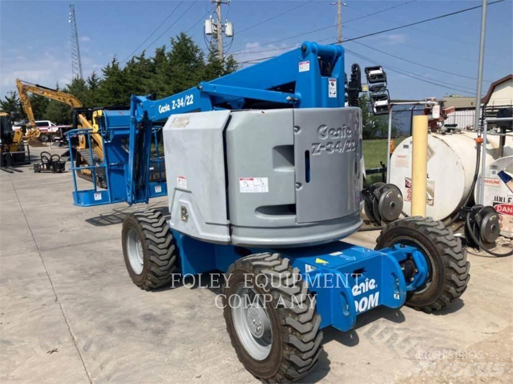 Genie Z34/22G4 Ανυψωτήρες με αρθρωτό βραχίονα