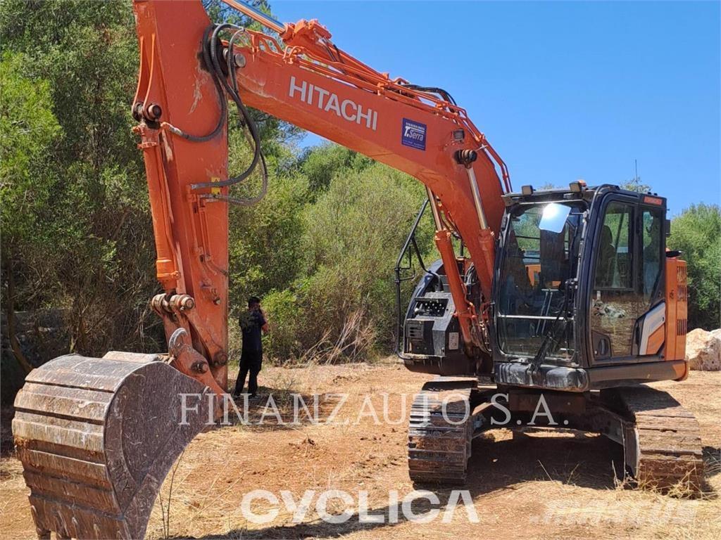 Hitachi ZX135 Εκσκαφείς με ερπύστριες