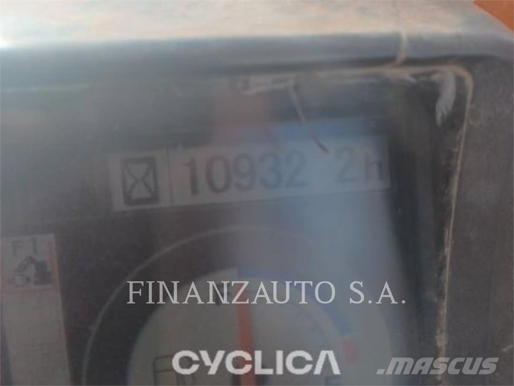 Hitachi ZX210 Εκσκαφείς με ερπύστριες