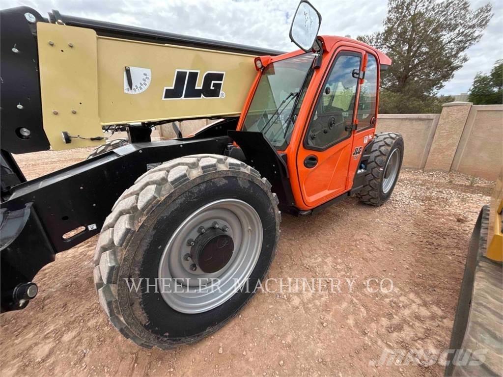 JLG 1055 Τηλεσκοπικοί ανυψωτές