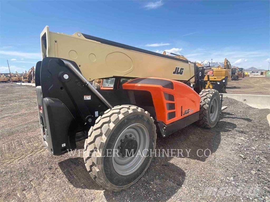 JLG 1055 Τηλεσκοπικοί ανυψωτές