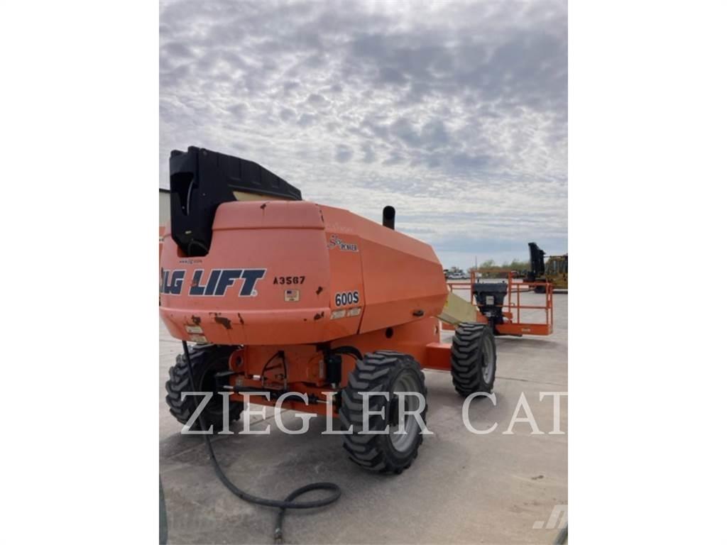 JLG 600S Ανυψωτήρες με αρθρωτό βραχίονα