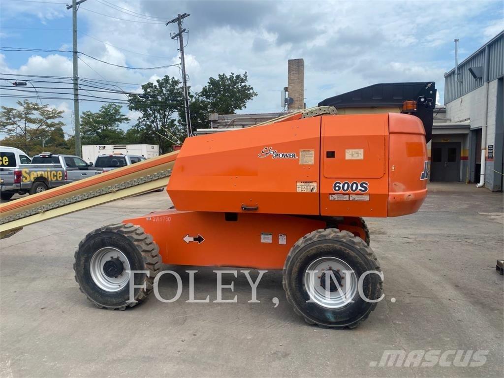 JLG 600S Ανυψωτήρες με αρθρωτό βραχίονα