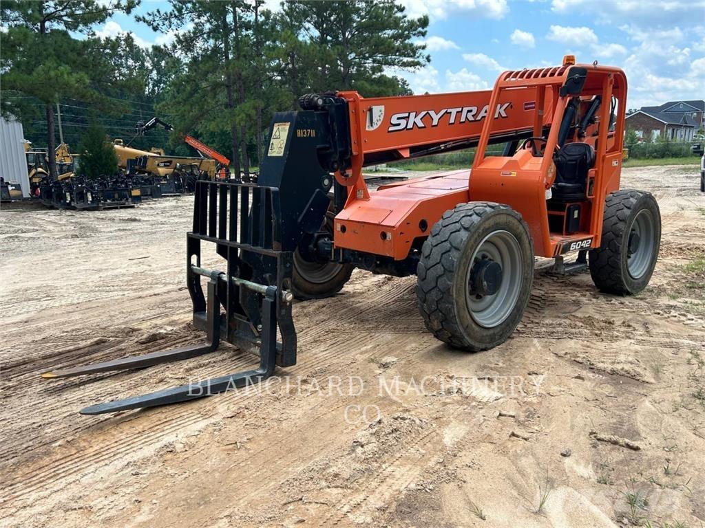 JLG 6042 Τηλεσκοπικοί ανυψωτές