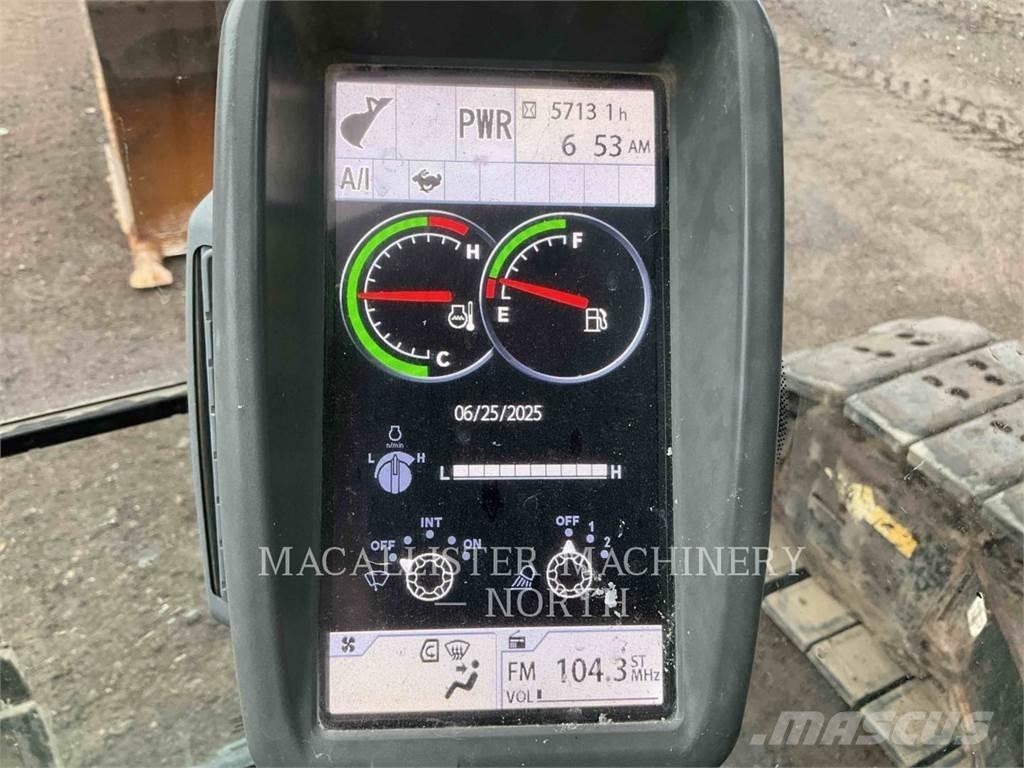 John Deere 210G Εκσκαφείς με ερπύστριες