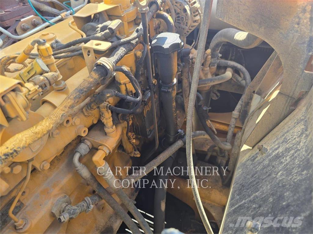 John Deere 210G Εκσκαφείς με ερπύστριες