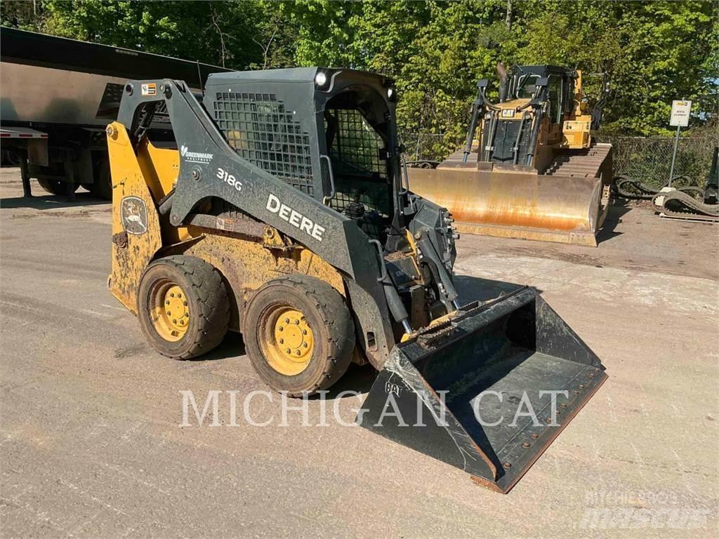 John Deere 318G Φορτωτάκια
