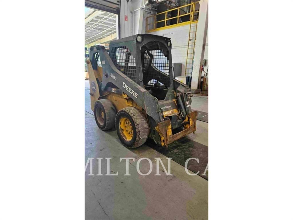 John Deere 318G Φορτωτάκια