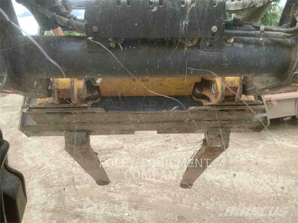 John Deere 333G Φορτωτάκια
