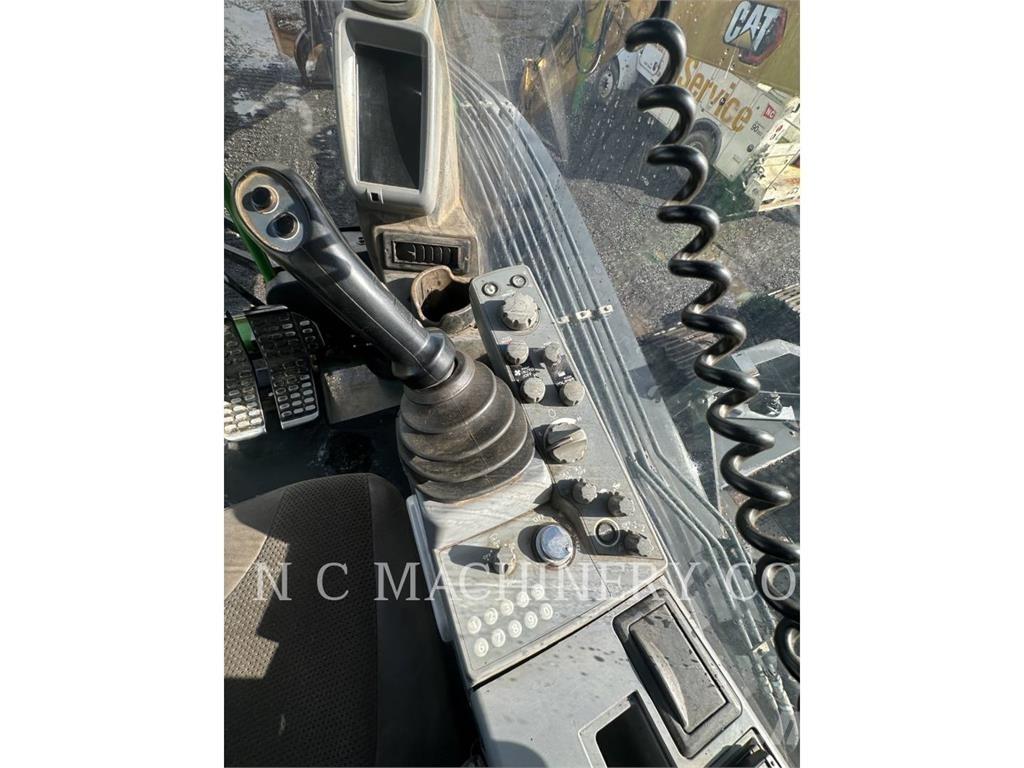 John Deere 3756G Τρακτέρ δασοπονίας