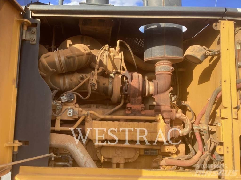 John Deere 670G Γκρέιντερς