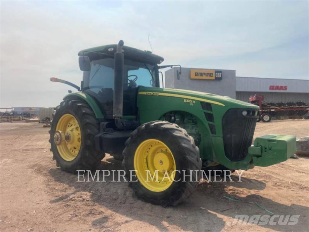 John Deere 8320R Τρακτέρ