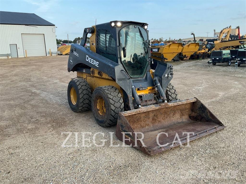 John Deere & CO. 330G Φορτωτές με ερπύστριες