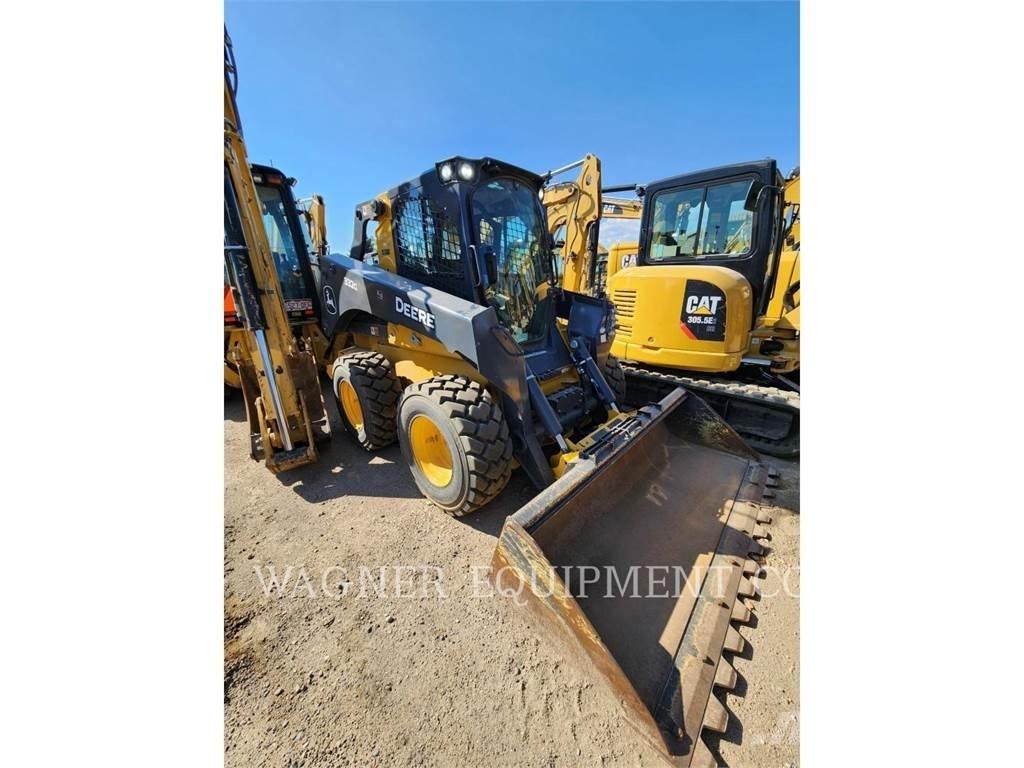 John Deere & CO. 332G Φορτωτάκια