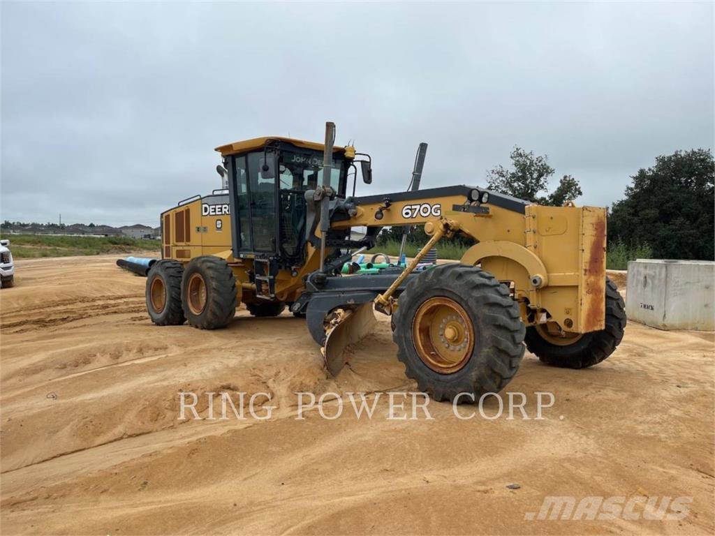 John Deere & CO. 670G Γκρέιντερς