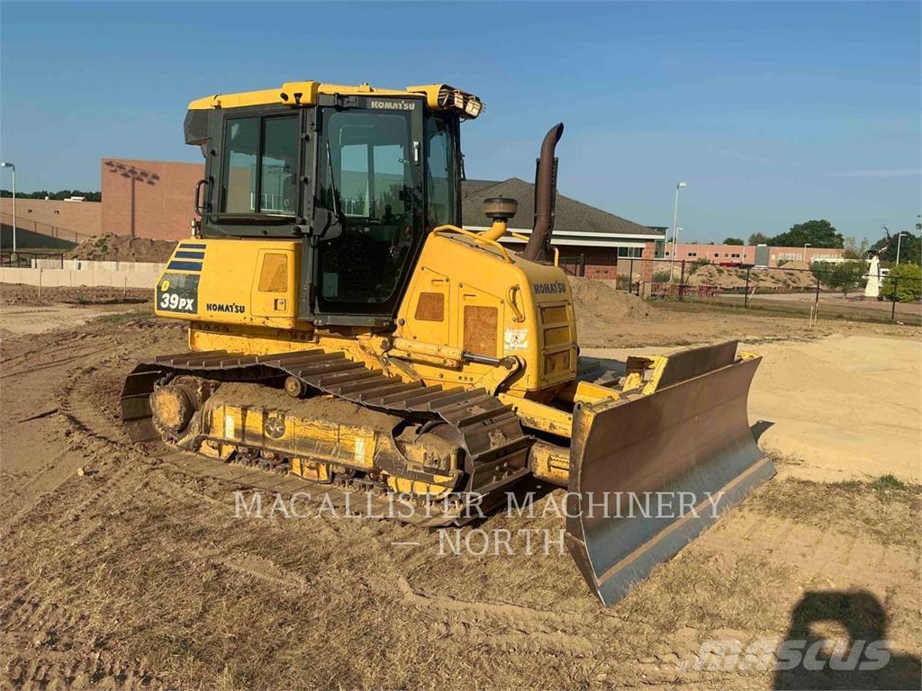Komatsu D39PX-23 Μπουλντόζες με ερπύστριες