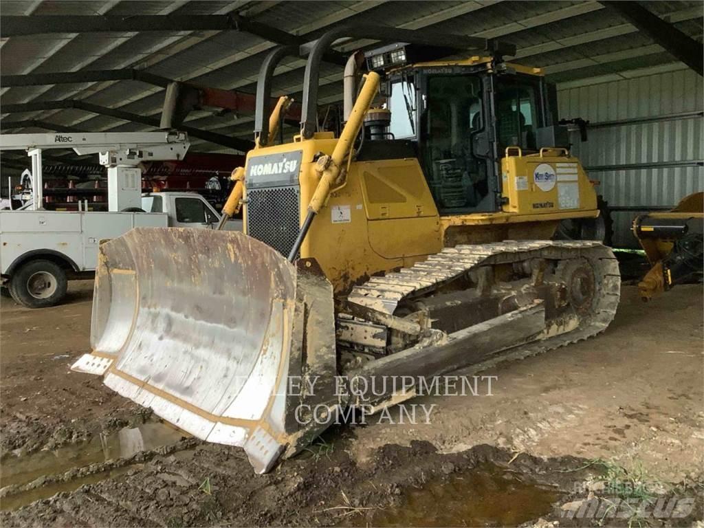 Komatsu D65EX17 Μπουλντόζες με ερπύστριες