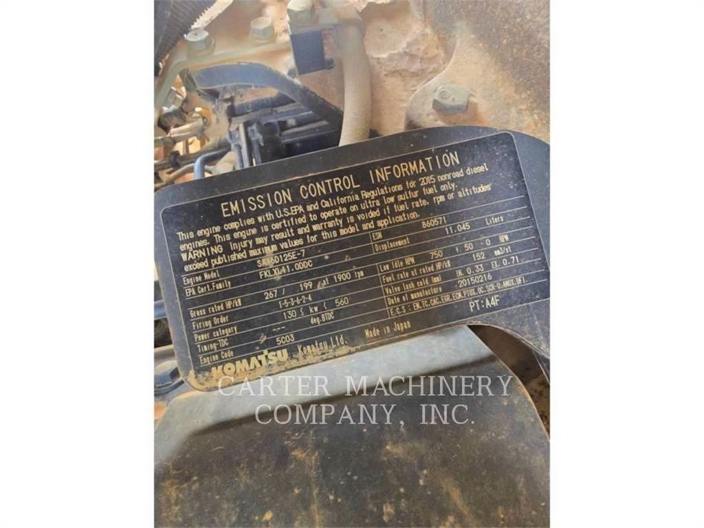 Komatsu D85PX Μπουλντόζες με ερπύστριες