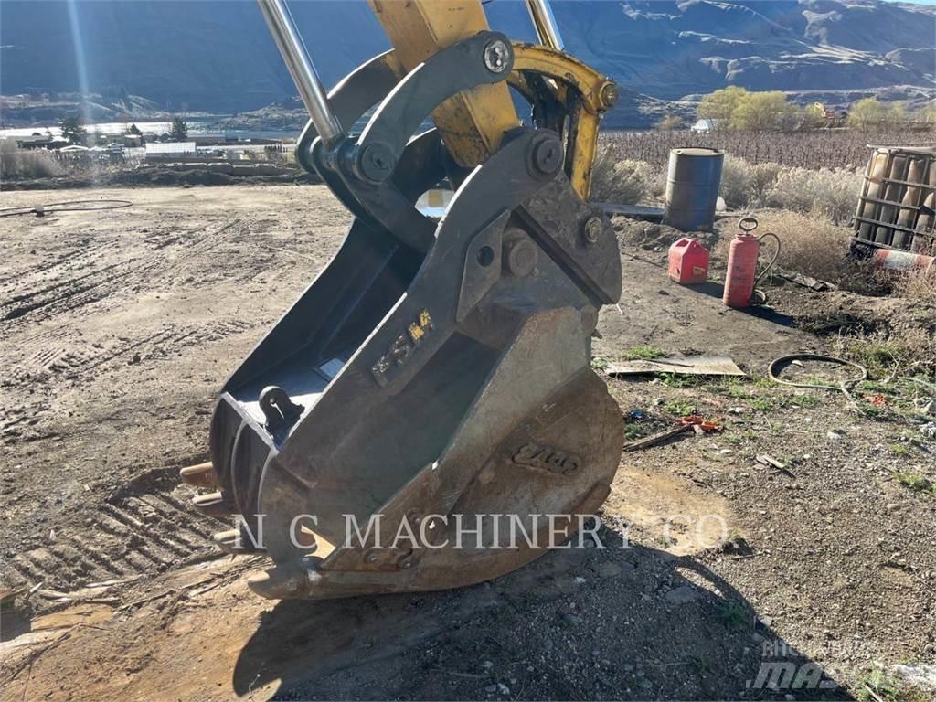 Komatsu PC138USLC Εκσκαφείς με ερπύστριες