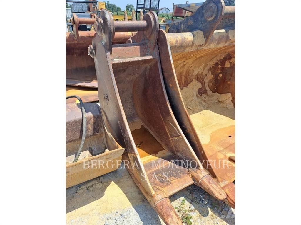 Komatsu PC210LC Εκσκαφείς με ερπύστριες