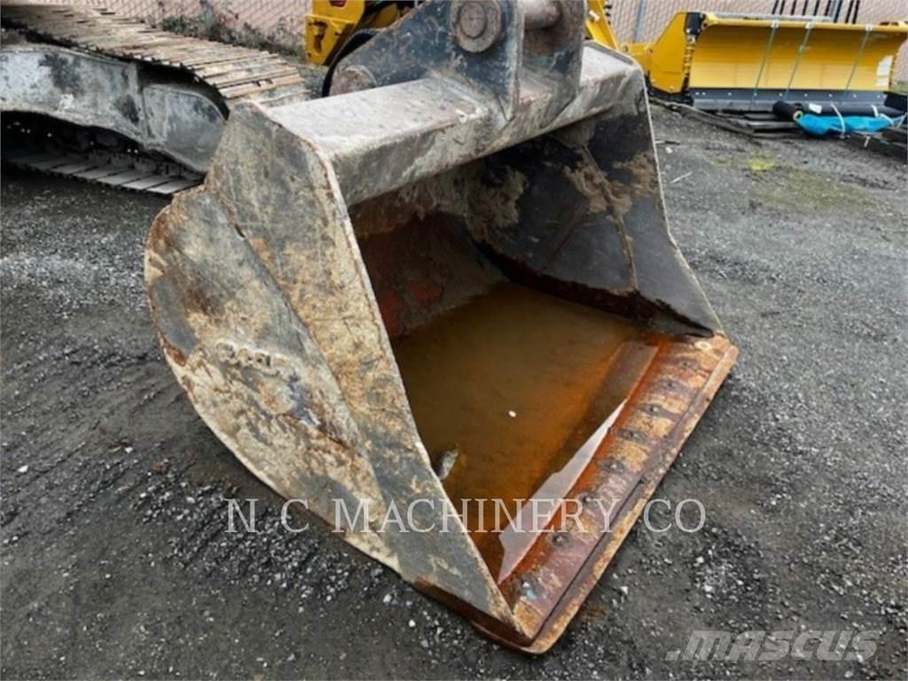 Komatsu PC210LCI-1 Εκσκαφείς με ερπύστριες